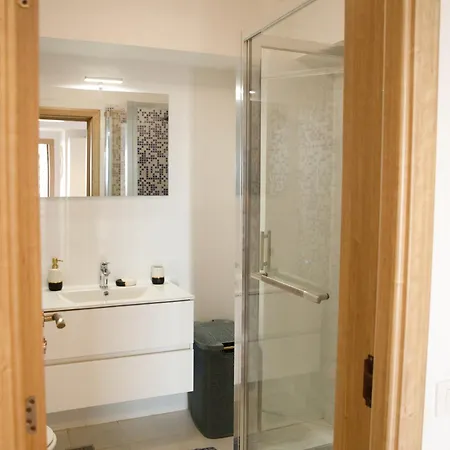 Апартаменты Sea Gem 3 - Stunning Sea Views And 200m To Мамая